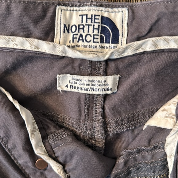 North Face shorts - Picture 4 of 4